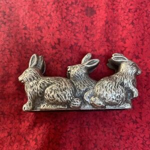 Bunny Rabbits‎ Business Card Holder Pewter Vintage cup Gray 1 3/4 X 3 1/2 in